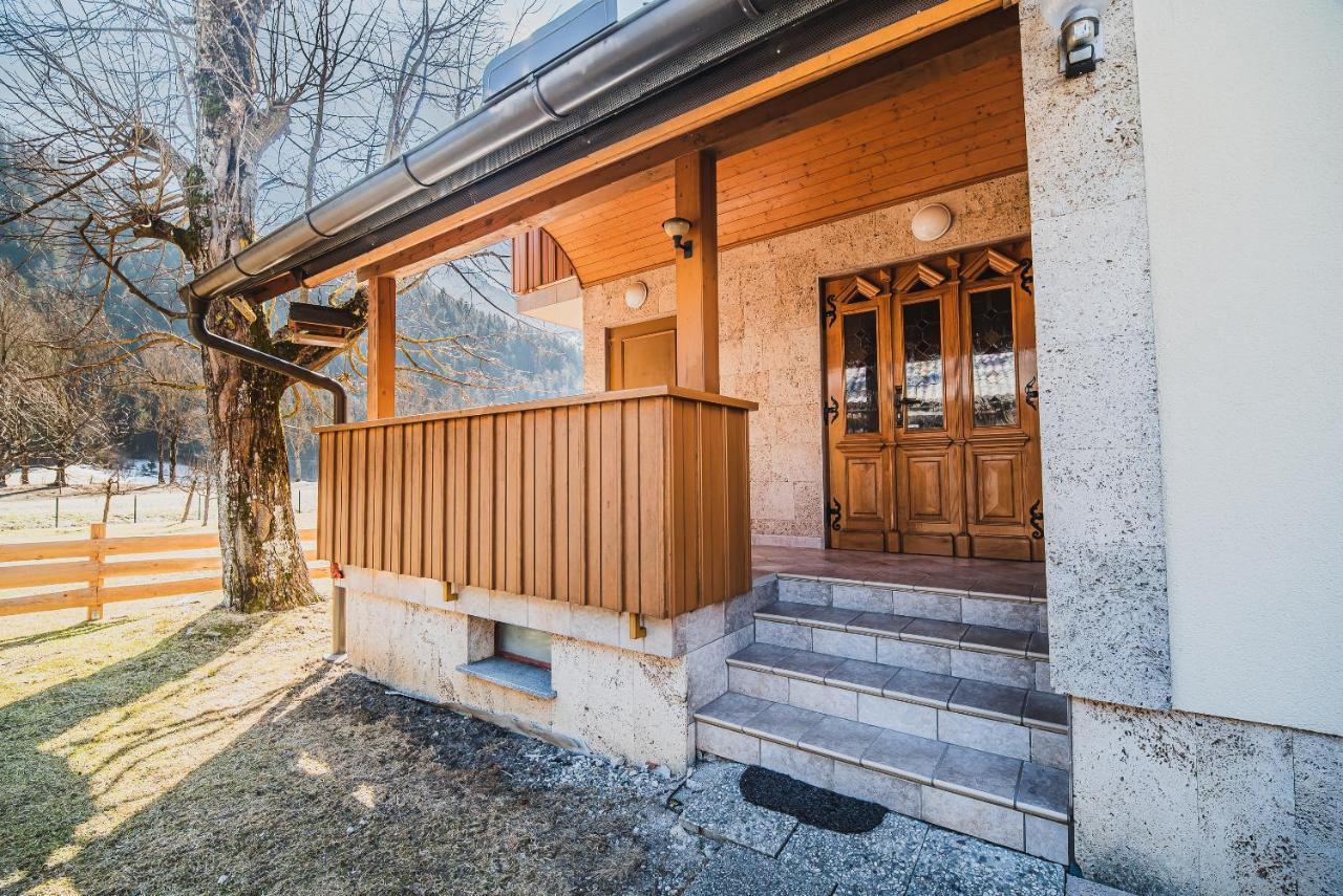 Homestay Kocka ซกอร์นเย เยแซร์สโก ภายนอก รูปภาพ